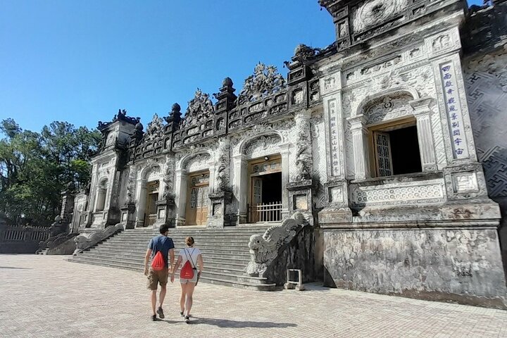 Hue Imperial City Full Day Small Group Tour from Da Nang