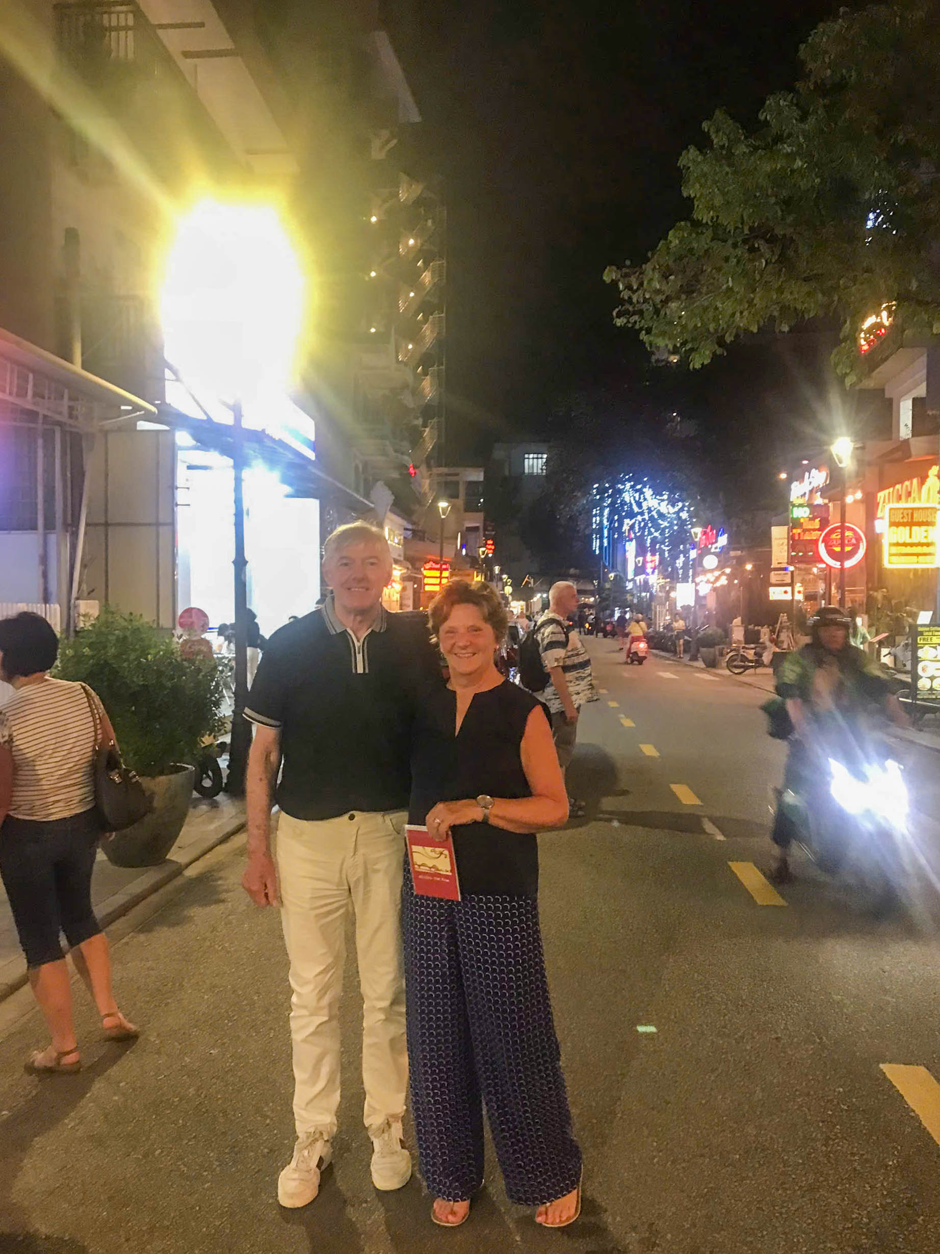 HUE NIGHT DRAGON BOAT CRUISE EXPERIENCE