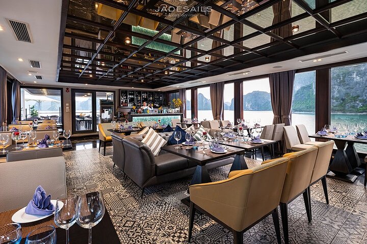 Jadesails Cruise - The Most Luxurious Day Cruise in Halong Bay & Lan Ha