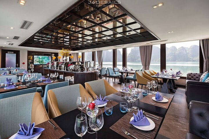 Jadesails Cruise - The Most Luxurious Day Cruise in Halong Bay & Lan Ha