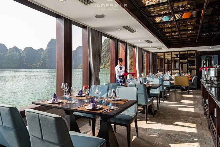 Jadesails Cruise - The Most Luxurious Day Cruise in Halong Bay & Lan Ha