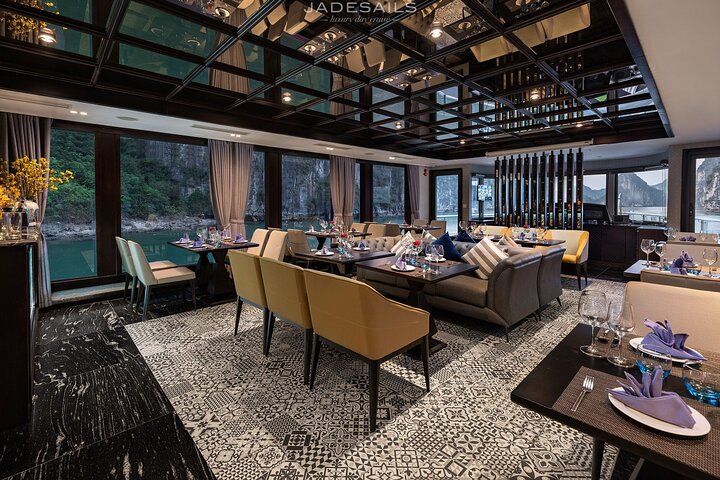 Jadesails Cruise - The Most Luxurious Day Cruise in Halong Bay & Lan Ha