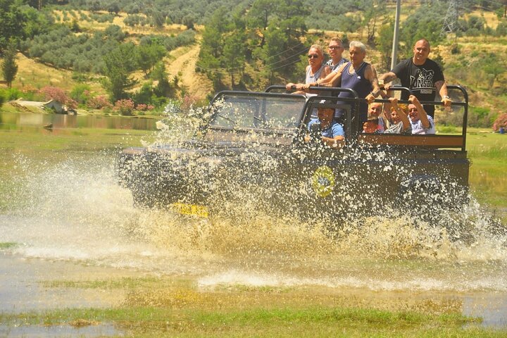 Jeep safari and Canyon Boat Tour from Side with Lunch