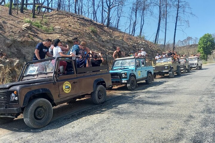Jeep safari and Canyon Boat Tour from Side with Lunch