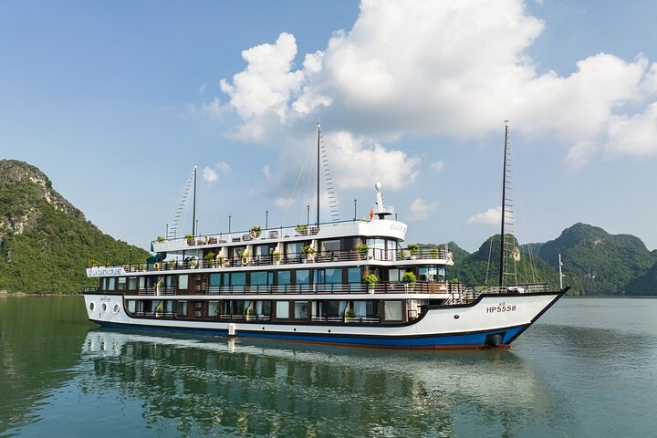 La Casta 5 Star Cruise 2Day/1Night Visit Halong Bay & Lan Ha Bay