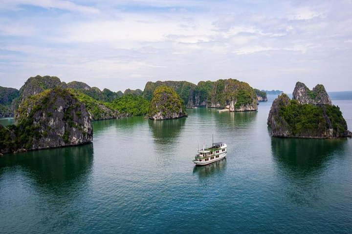 Lan Ha Bay 2Days 1Night Trip with 4Star Cruise - Kayaking and Cooking Class
