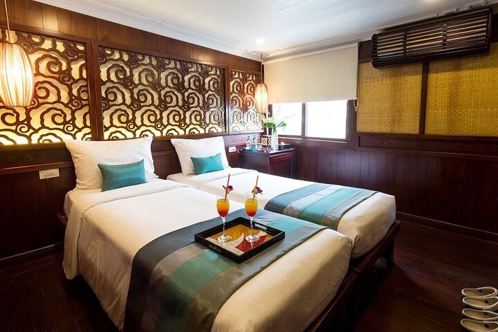 Le Journey Premium Cruise Halong Bay Luxury Boutique 2 Day Cruise
