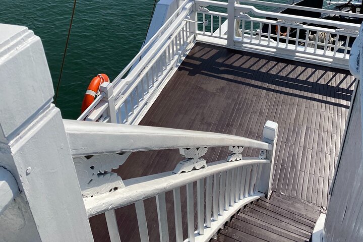 Le Journey Premium Cruise Halong Bay Luxury Boutique 2 Day Cruise