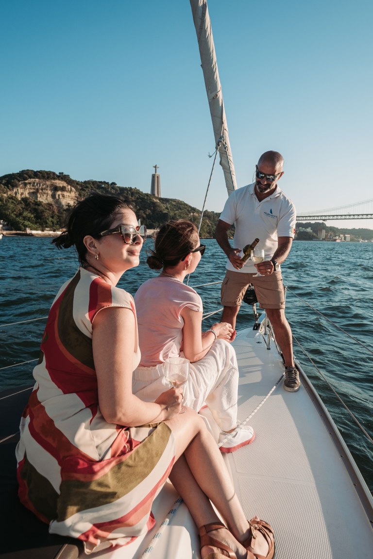Lisbon Sail & Wine 2 hours Private Boat Tour