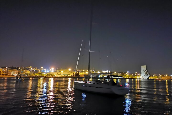 Lisbon Small Group 2-Hour Night Sailing Tour with a welcome Drink
