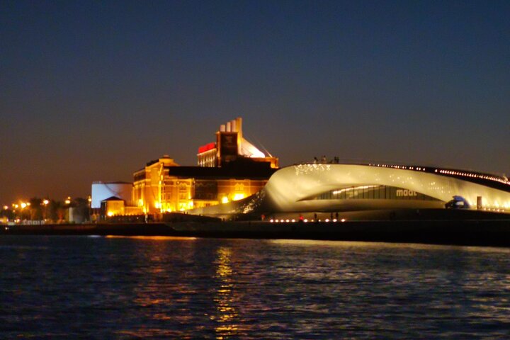 Lisbon Small Group 2-Hour Night Sailing Tour with a welcome Drink