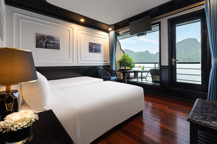 LUXURY 5 STAR CRUISE 3 Day 2 Night Visit Halong Bay & Lan Ha Bay