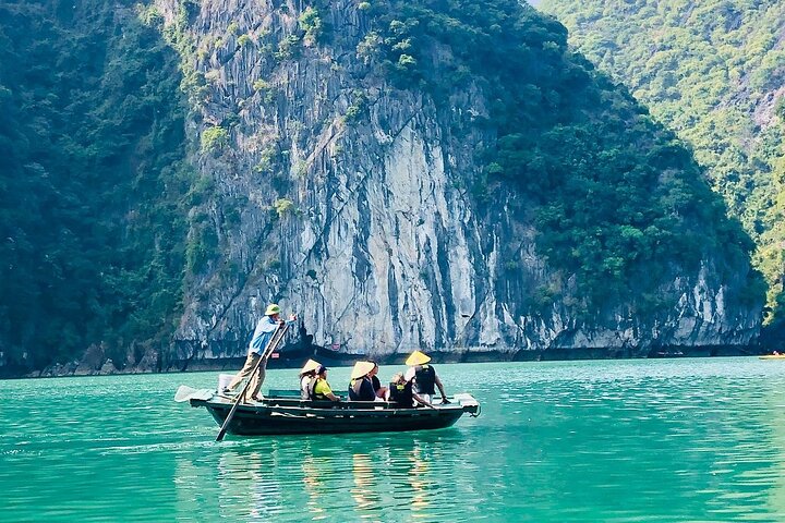 The Most Luxurious Ha Long Bay 1 Day Trip - Jadesails Cruise
