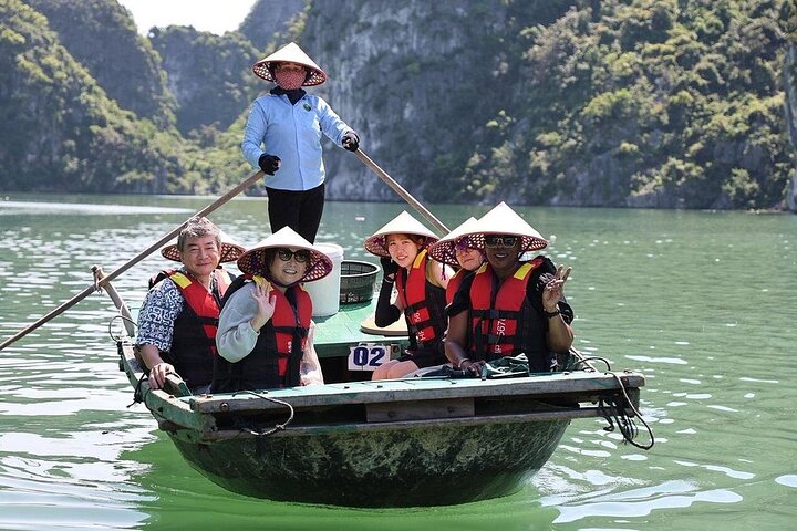 Luxury Jade Sail Day Cruise Tour in Ha Long Bay and Lan Ha Bay
