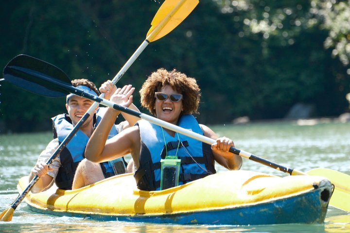 Luxury Catamaran Cruise Tour in Ha Long Bay and Lan Ha Bay