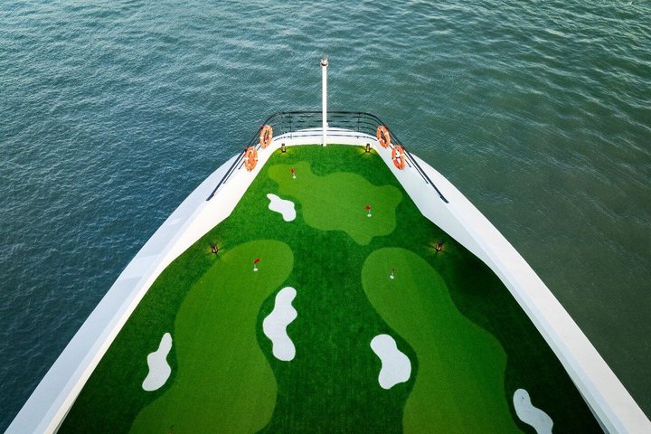 Luxury Diana Cruise in Ha Long & Lan Ha Bay with Private Balcony