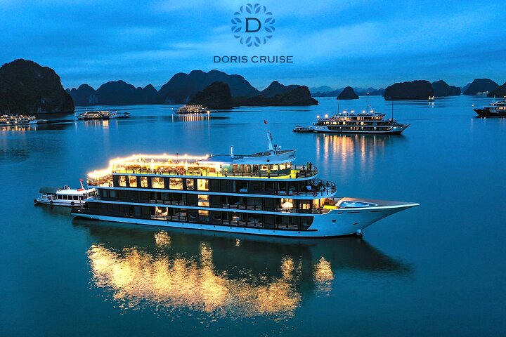 Luxury Doris Cruise 3 Days Explore Halong Bay Lan Ha Bay Private Balcony