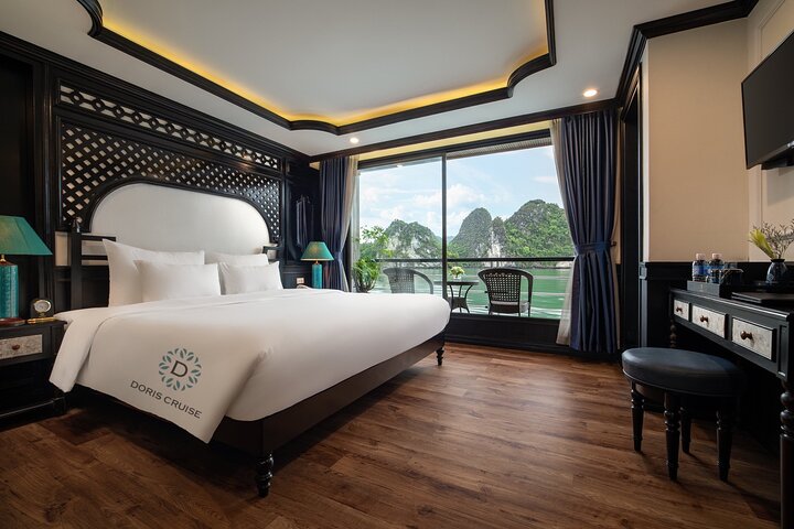 Luxury Doris Cruise 3 Days Explore Halong Bay Lan Ha Bay Private Balcony