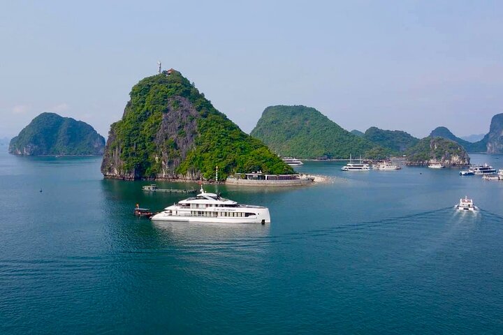 Luxury Ha Long Bay Symphony Day Cruise from Ha Long: All included