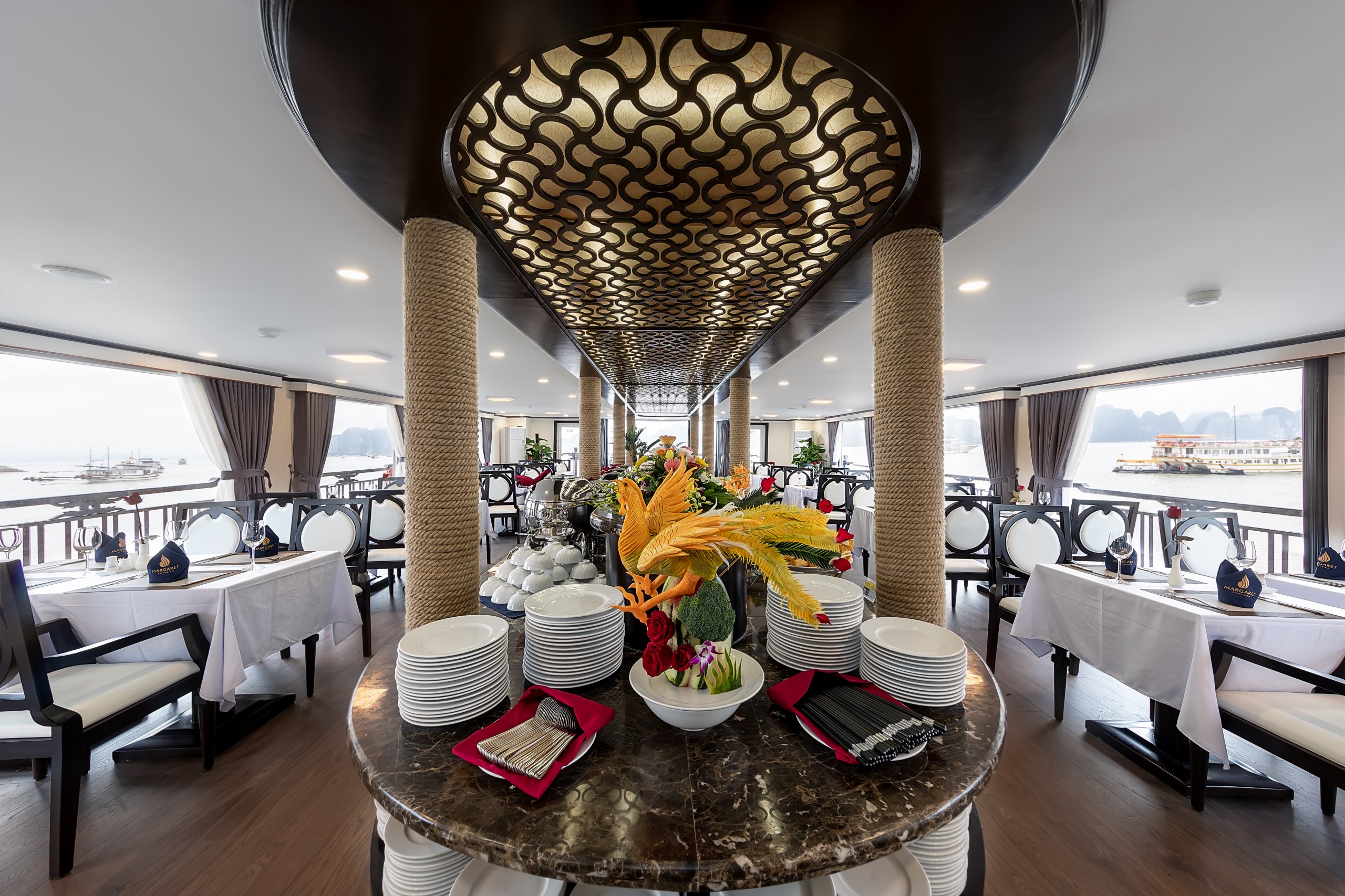 Luxury_Halong_Bay_Cruises-2_Days_1_Night