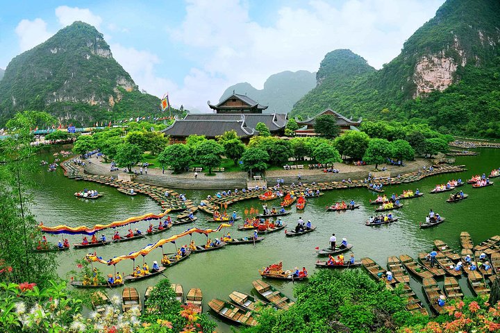 Trang An – Hoa Lu – Mua cave 1 Day Tour
