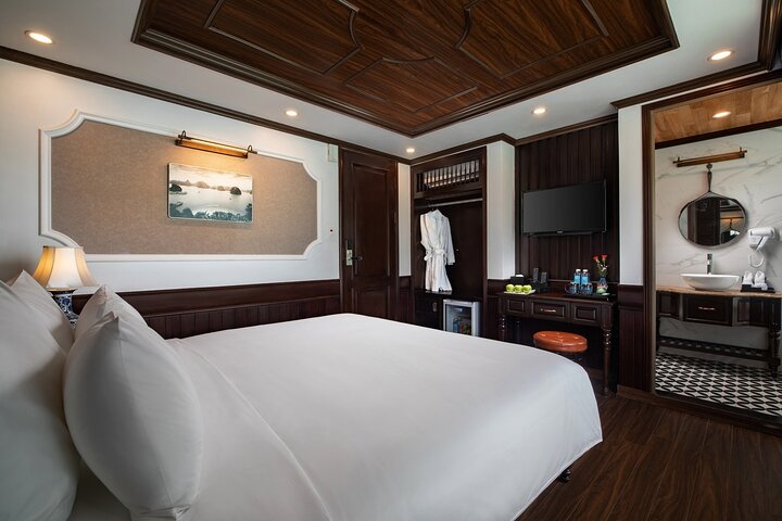 Luxury La Casta Cruise 3 Days Explore Halong Bay Lan Ha Bay Private Balcony