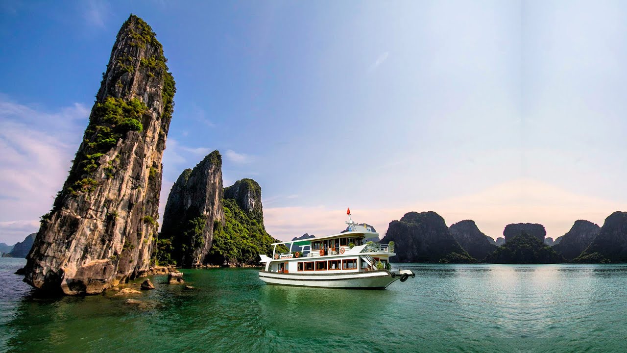 Luxury_One_Day_Tour_to_Halong_Bay