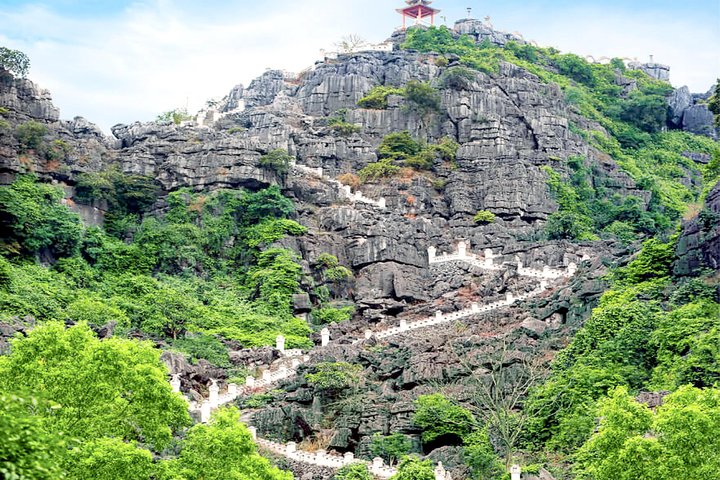 Trang An - Bai Dinh - Mua Cave 1 Day Tour from Hanoi