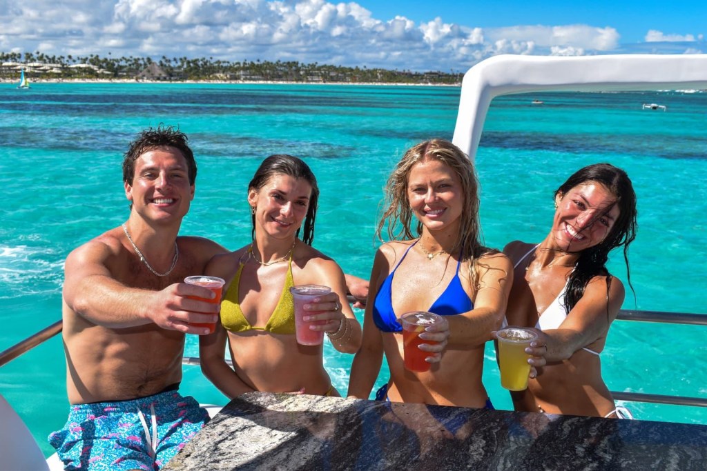 Luxury Yacht Party: Hip Hop & R&B — Open Bar Crystal Turquoise