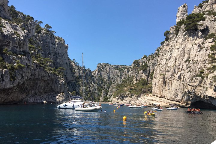 Marseille, the sea beauty at the mercy of the wind