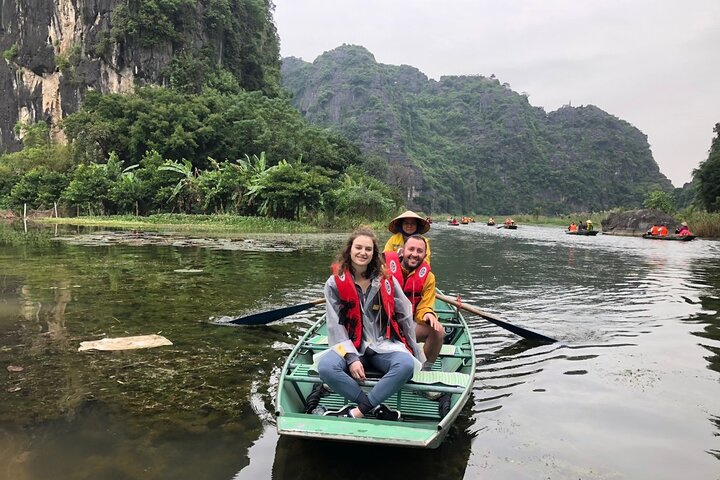 Mua Cave Tam Coc Hoa Lu Private Tour (Boat, Cycle, Local Family)