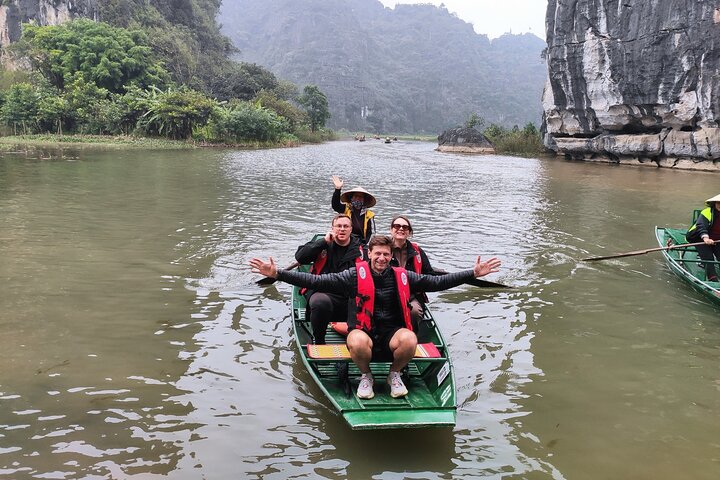 Mua Cave Tam Coc Hoa Lu Private Tour (Boat, Cycle, Local Family)