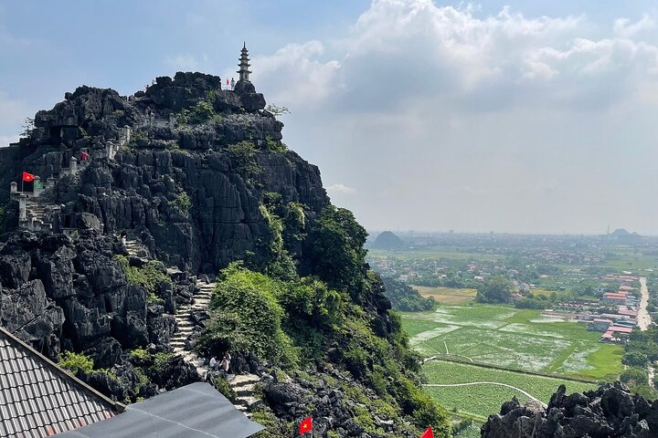 Mua Cave - Trang An - Cycling - Hoa Lu (Max of 9 By Limousine)
