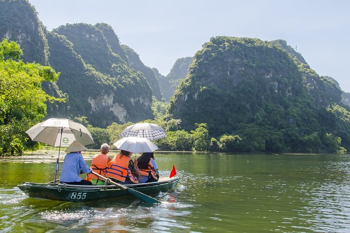 Mua Cave - Trang An - Cycling - Hoa Lu (Max of 9 By Limousine)