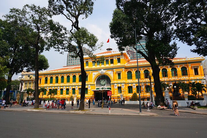 Multi-Day Tour of 5 Days Ho Chi Minh City and Siem Reap