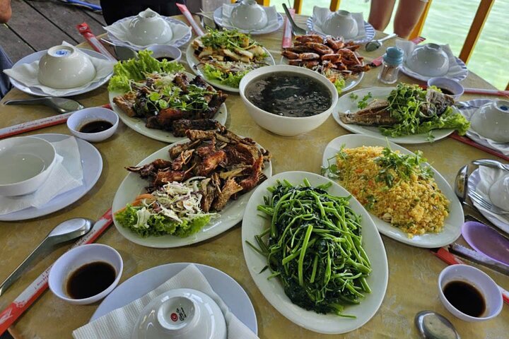 Nha Trang Island Escape: Snorkeling, BBQ Party & Floating Bar