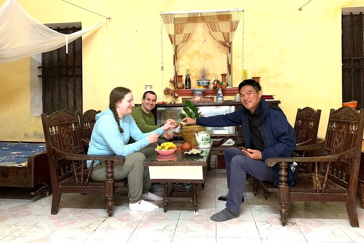 Ninh Binh 1 Day: Mua Cave Trang An Hoa Lu Group 9 by Limousine