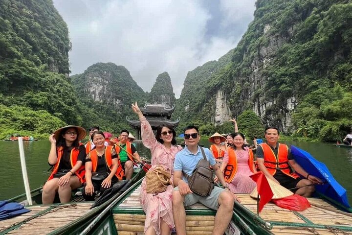 Ninh Binh Day Trip Bai Dinh Trang An and Mua Cave