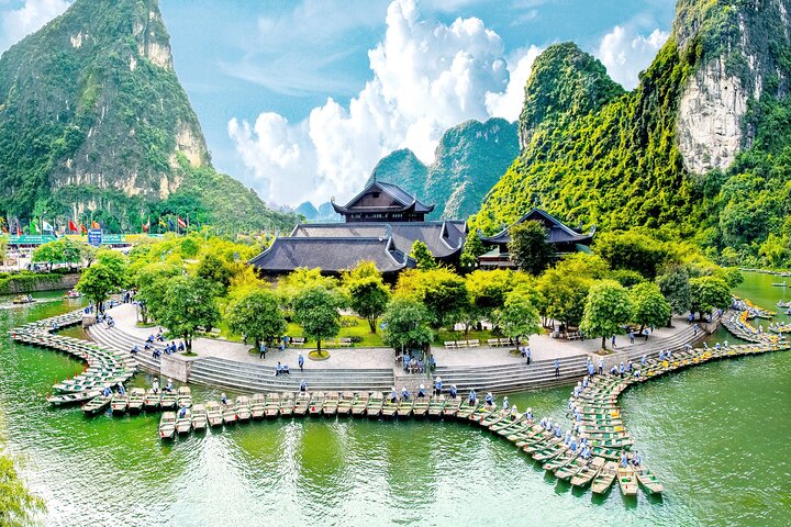 Ninh Binh Day Tour To Visit Hoa Lu - Trang An/Tam Coc - Mua Cave