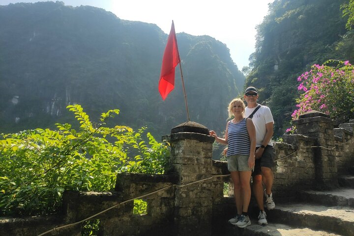 Ninh Binh Day Tour To Visit Hoa Lu - Trang An/Tam Coc - Mua Cave