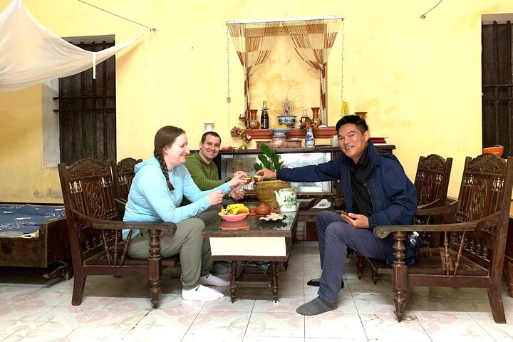 Ninh Binh Private Day Tour Mua Cave Tam Coc Local Family Hoa Lu