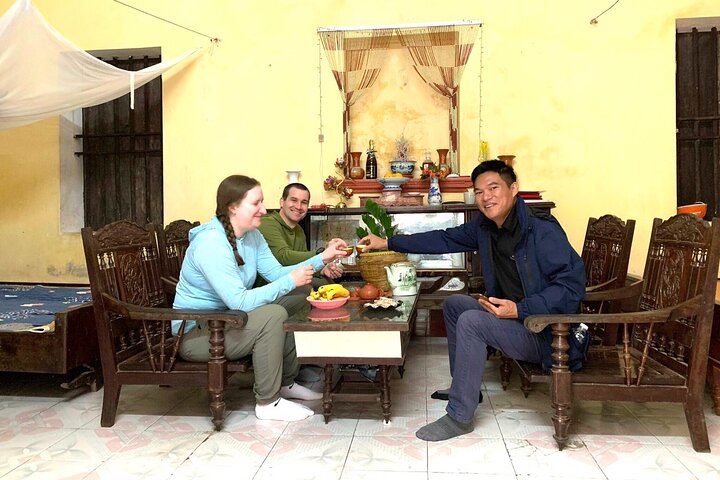 Ninh Binh Private Day Tour Tam Coc Local Family Cycling Hoa Lu