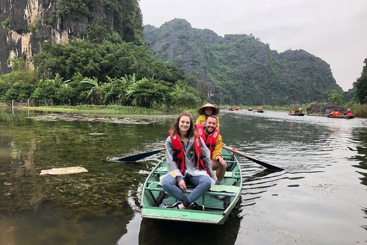 Ninh Binh Private Day Tour Tam Coc Local Family Cycling Hoa Lu