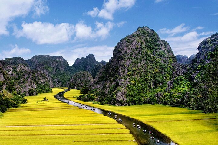 Ninh Binh Private Tours : Hoa Lu Tam Coc Mua Cave 1 Day Tour from Hanoi
