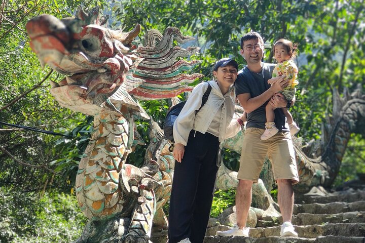 Ninh Binh Small Group of 11 Guided Tour Mua Cave Tam Coc Hoa Lu