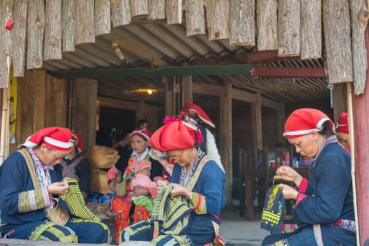 Northern Vietnam at A Glance: Halong Bay & Sapa 5 days