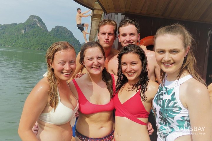 Oasis Bay Party Cruise Best for Young Traveler Outdoor Jacuzzi