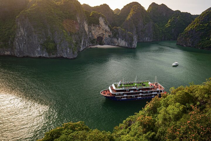 Lan Ha Bay