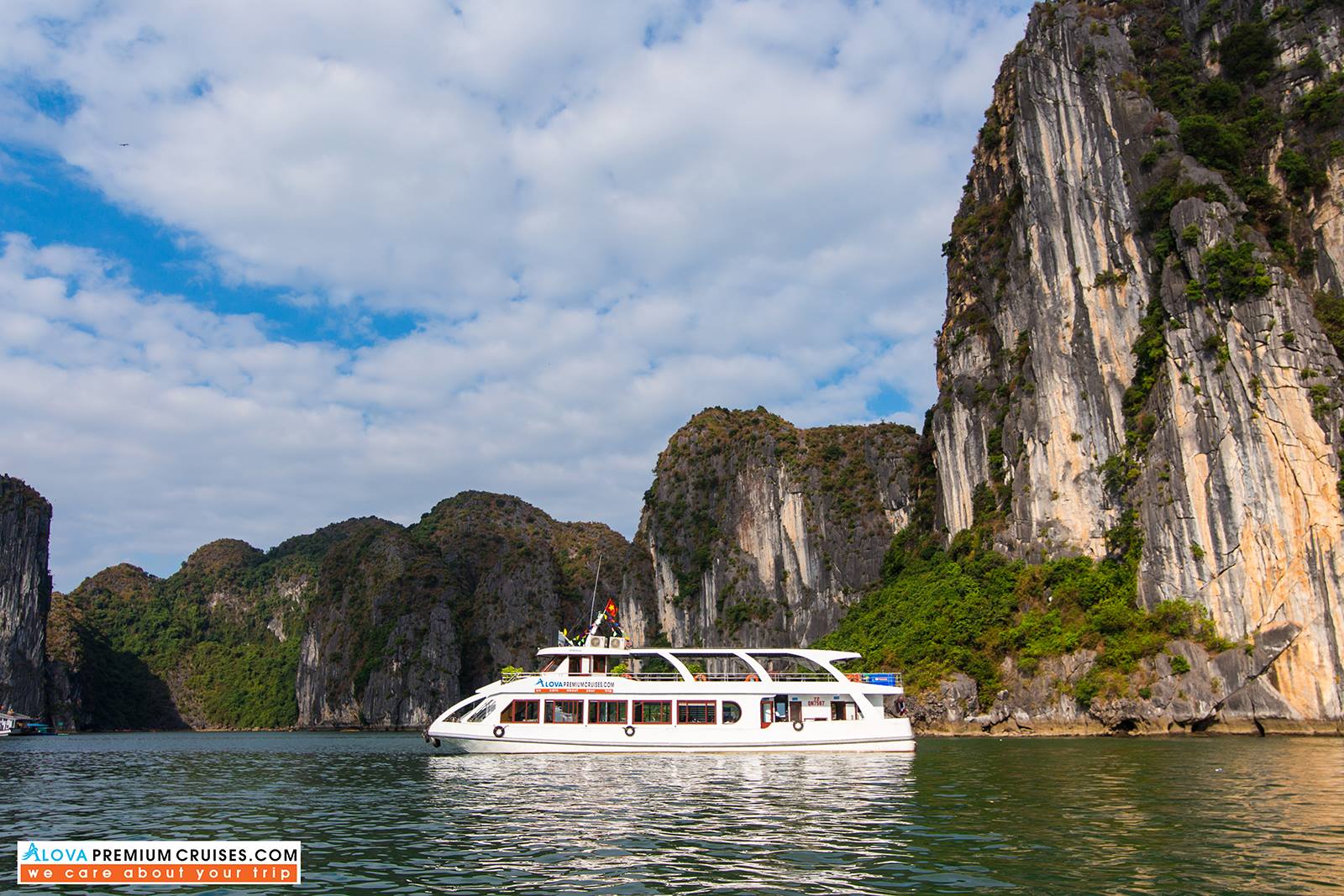Unique_Tour_of_North_Vietnam_4_Nights_5_Days