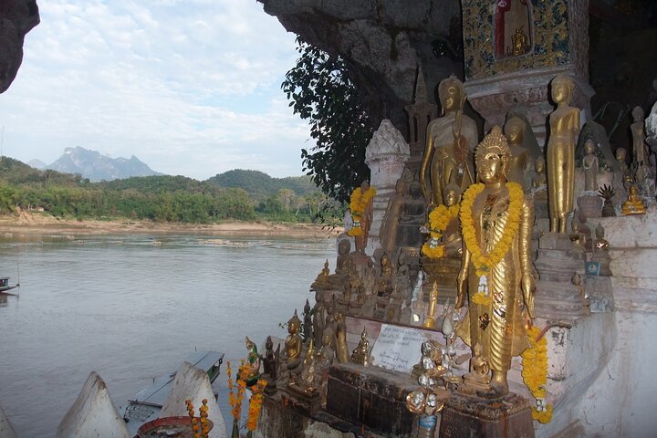 Pak Ou Caves river trip